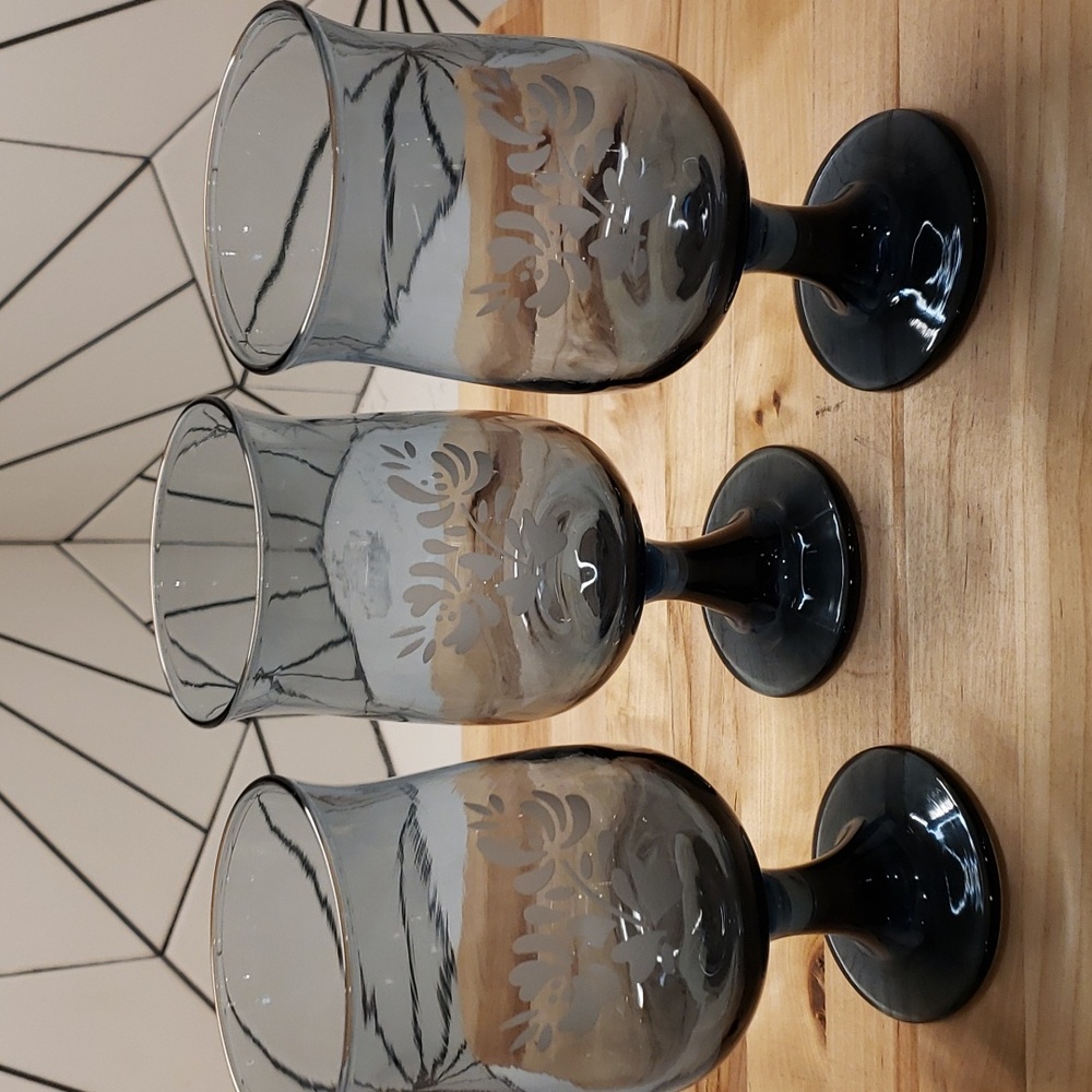 Vintage Tulip Shape Frosted Floral Smoky Blue Wine Glasses Mid Century 7oz Set 3